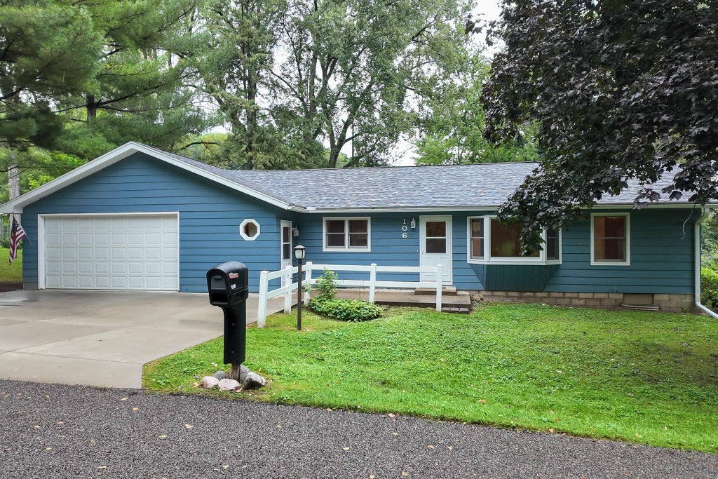 Photo of 106 Glendale Road, Winona, MN 55987 (MLS # 7140082)