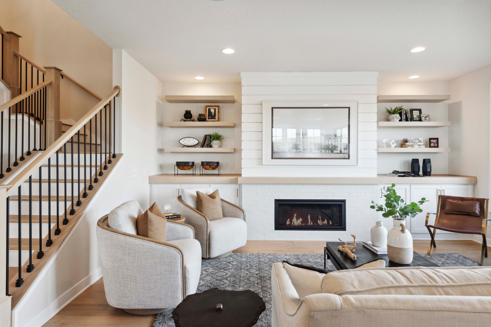 5280 Rolling Hills Parkway