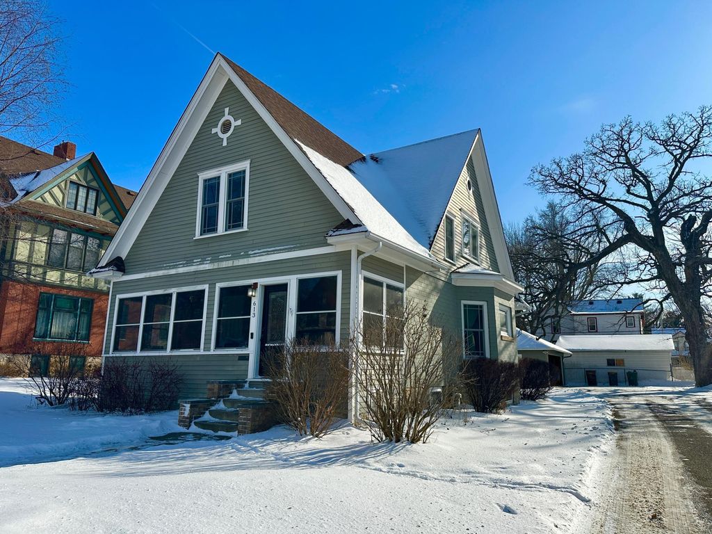 Photo of 613 W Fountain Street, Albert Lea, MN 56007 (MLS # 7015513)