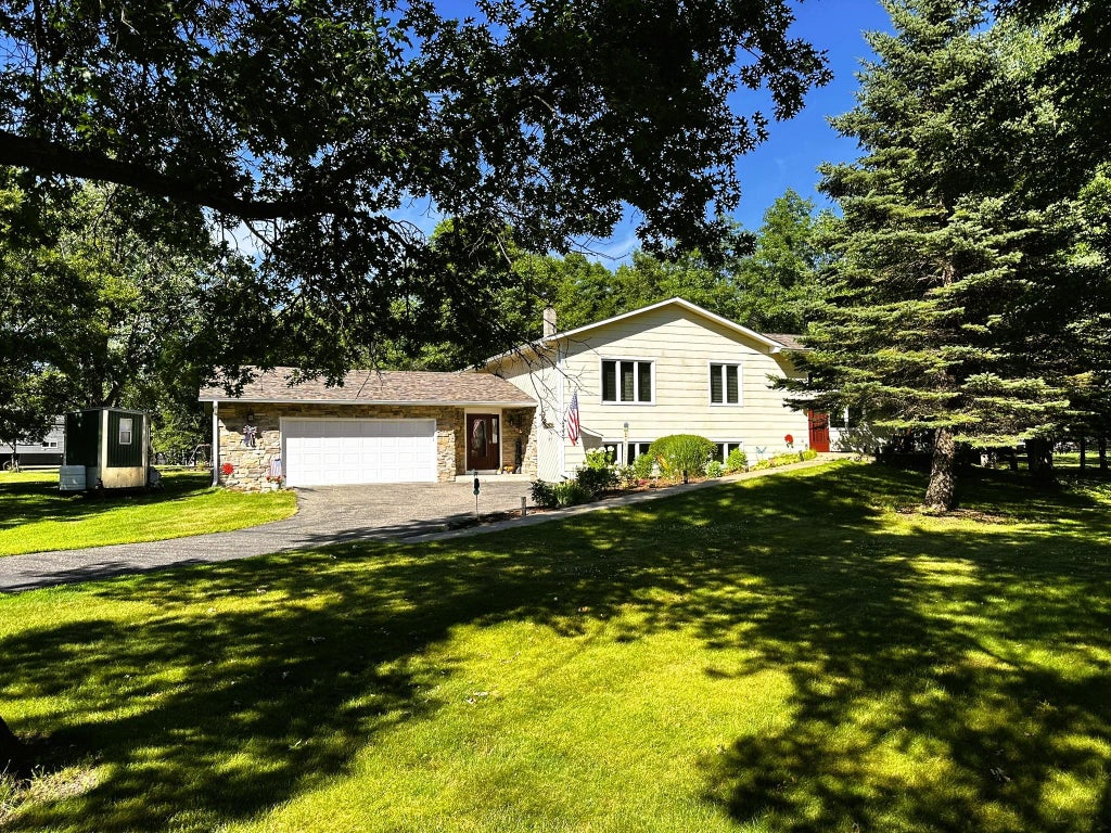Photo of 8331 Red Pine Circle, Baxter, MN 56425 (MLS # 7109063)