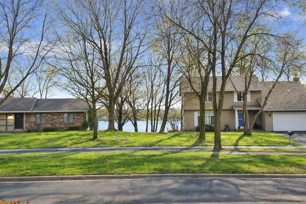 Photo of 14600 91st Avenue N, Maple Grove, MN 55369 (MLS # 7037587)