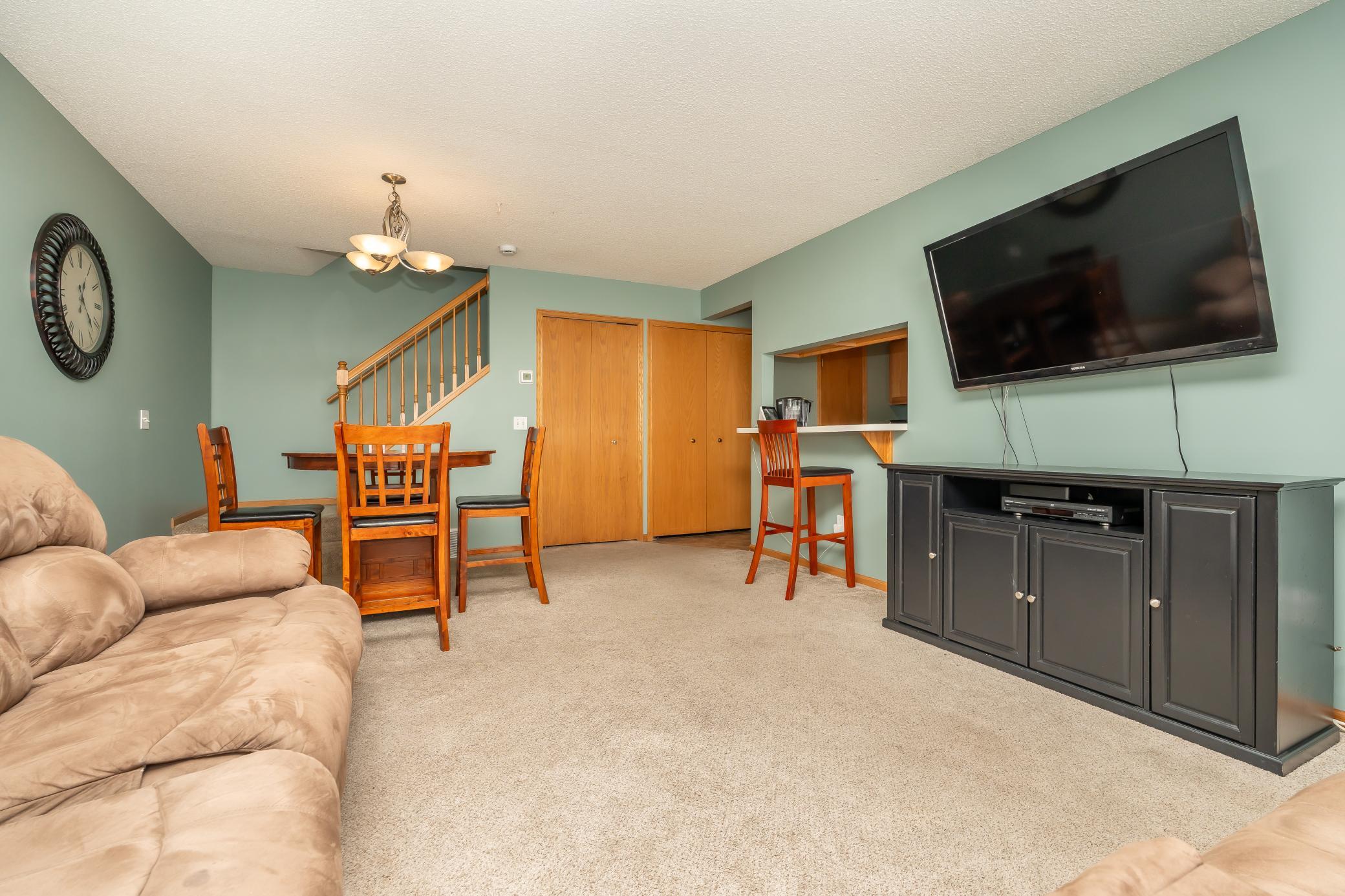 2009 Southcross Drive W 903