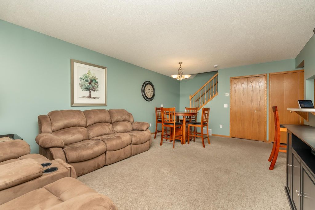 Photo of 2009 Southcross Drive W #903, Burnsville, MN 55306 (MLS # 7062945)
