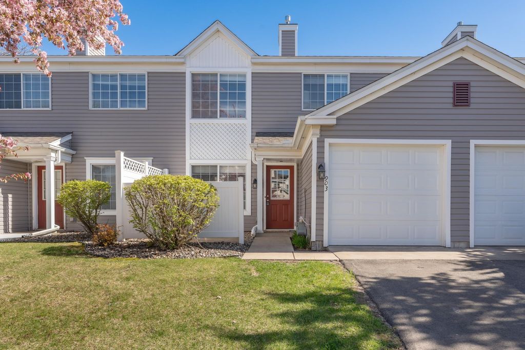 Photo of 2009 Southcross Drive W #903, Burnsville, MN 55306 (MLS # 7062945)