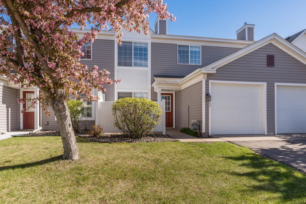 Photo of 2009 Southcross Drive W #903, Burnsville, MN 55306 (MLS # 7062945)