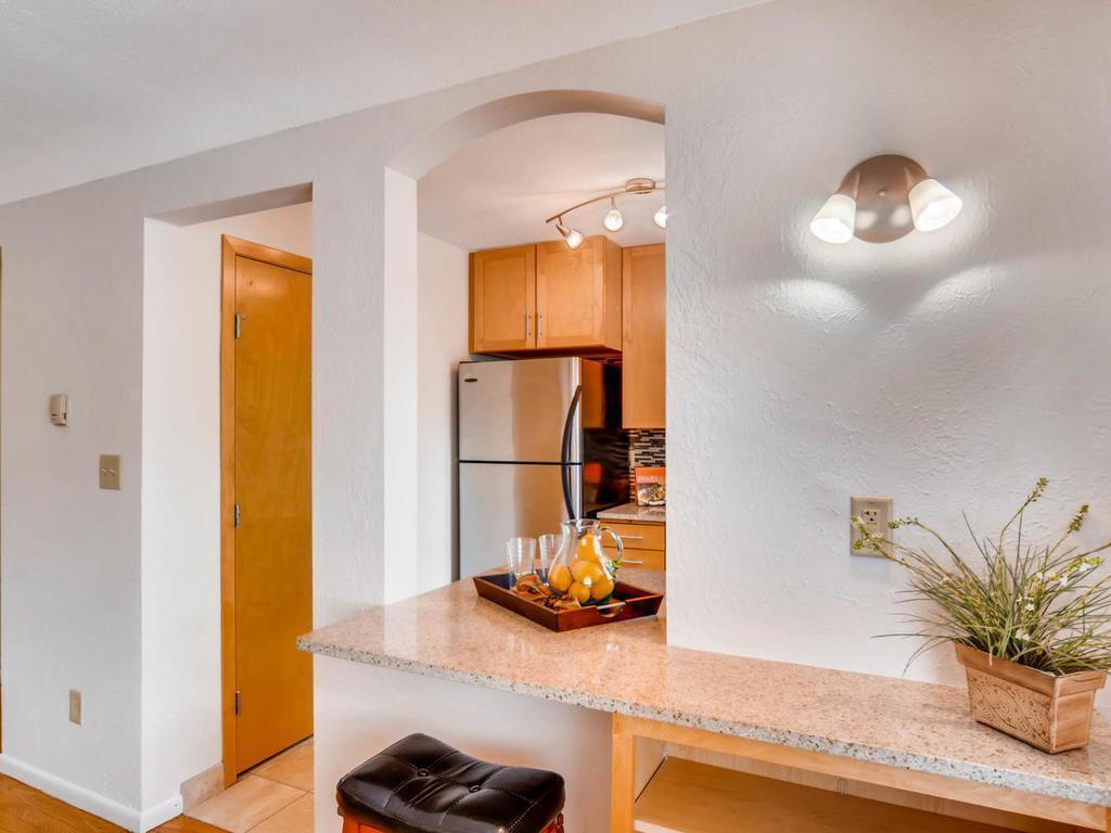 656 Ashland Avenue 11