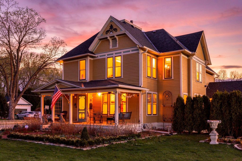 Photo of 620 Pine Street W, Stillwater, MN 55082 (MLS # 7061882)