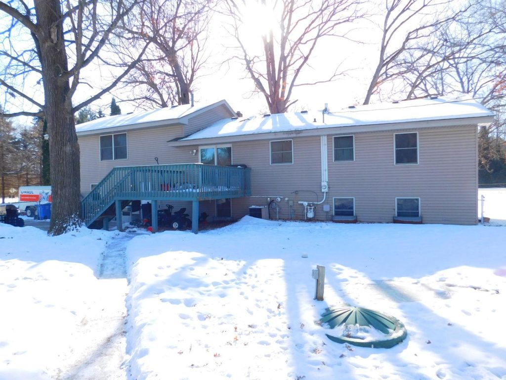 Photo of 4725 Lexington Avenue NE, Andover, MN 55304 (MLS # 7017145)
