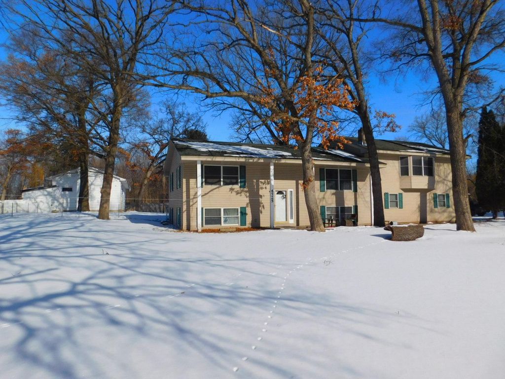 Photo of 4725 Lexington Avenue NE, Andover, MN 55304 (MLS # 7017145)