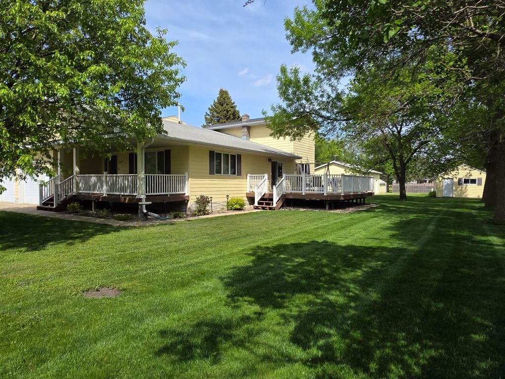 Photo of 307 Brook Avenue N, Porter, MN 56280 (MLS # 7078267)