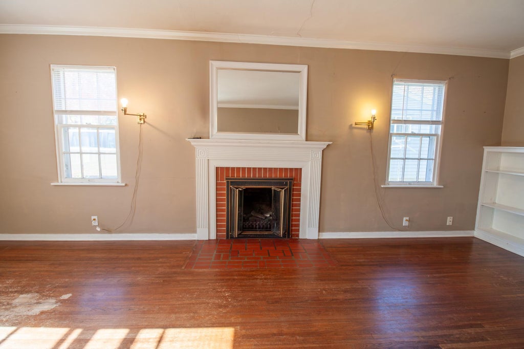 Photo of 924 W Cavour Avenue, Fergus Falls, MN 56537 (MLS # 7164286)