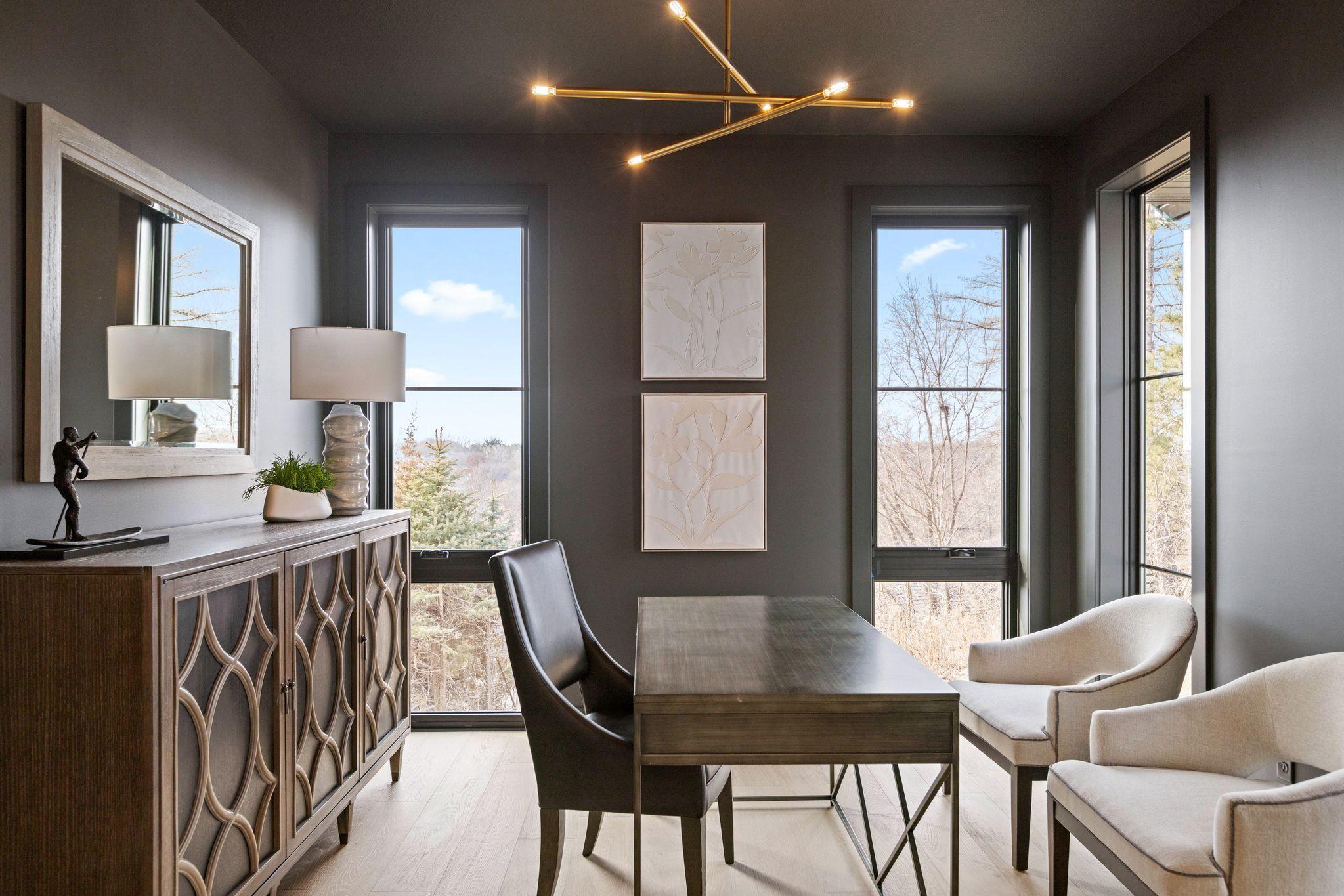 9602 Crestwood Terrace