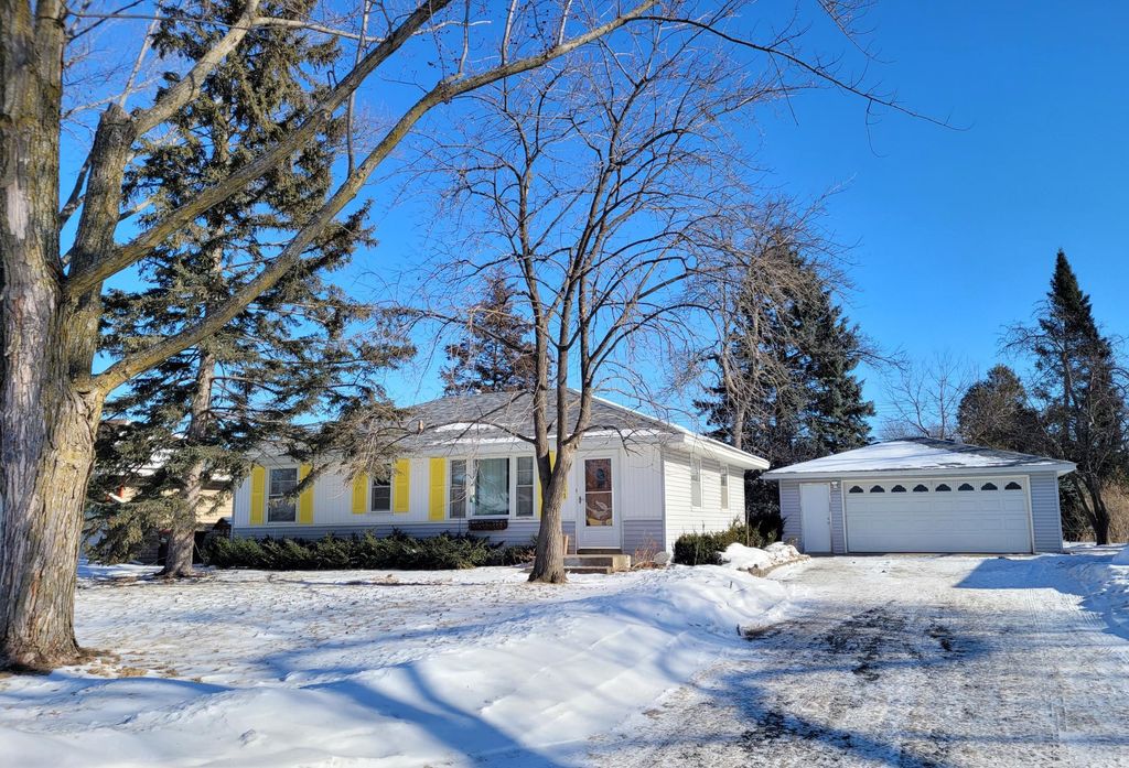 Photo of 8911 Greystone Avenue S, Cottage Grove, MN 55016 (MLS # 7014952)