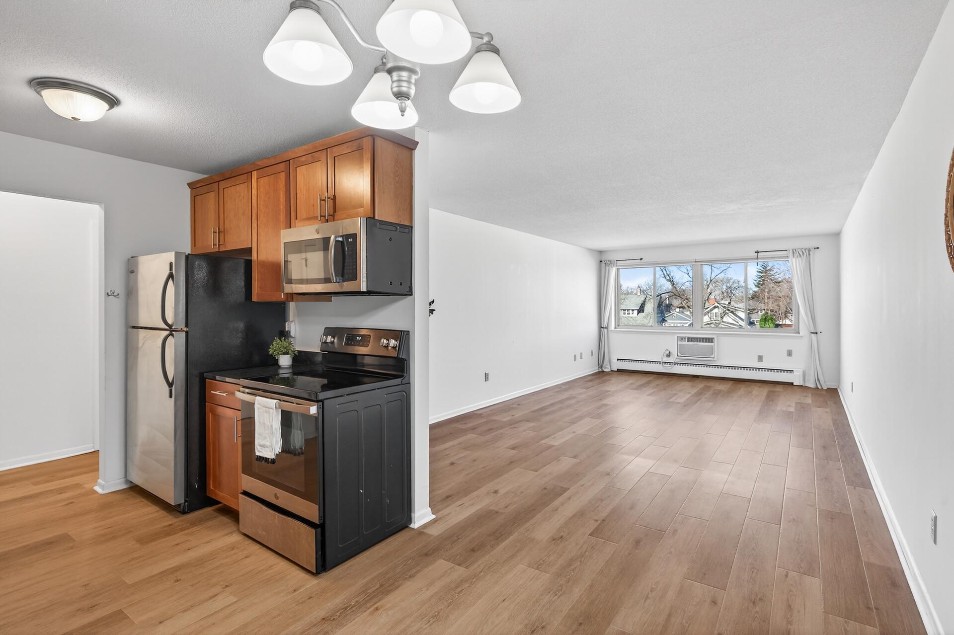 4400 Upton Avenue S 405