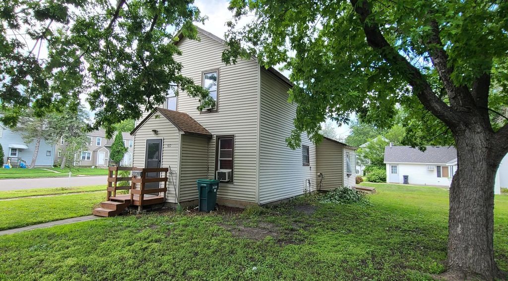 Photo of 410 Lynd Street, Marshall, MN 56258 (MLS # 7064135)