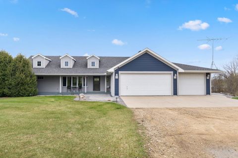Photo of 15404 Falk Avenue, Northfield, MN 55057 (MLS # 7063692)