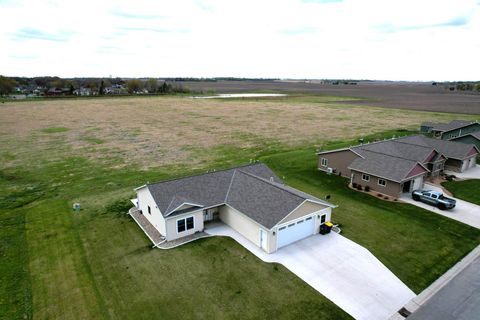 Photo of 1401 W Fairview Avenue, Olivia, MN 56277 (MLS # 7064578)