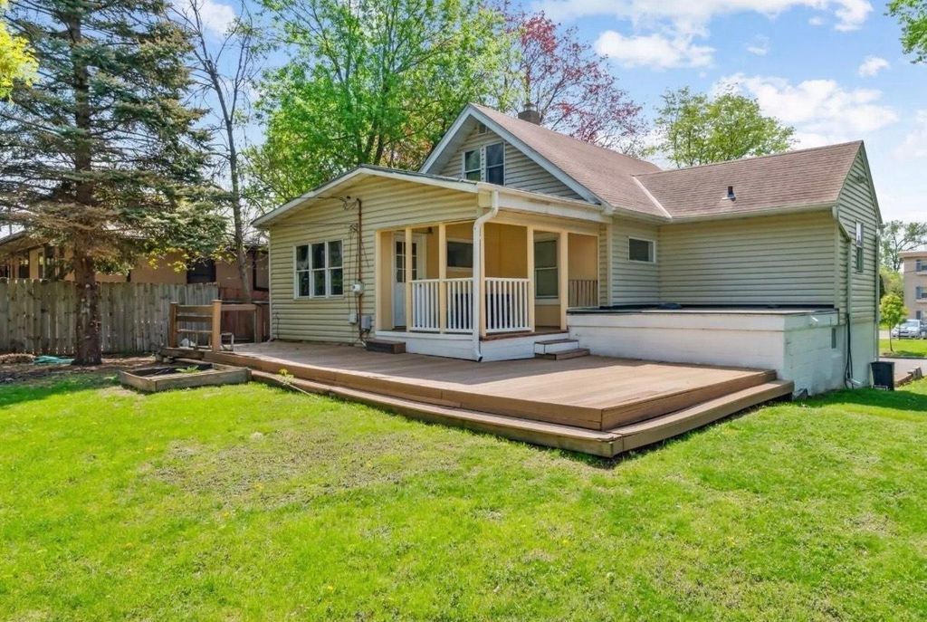 Photo of 1775 Morgan Avenue, Saint Paul, MN 55116 (MLS # 7000791)