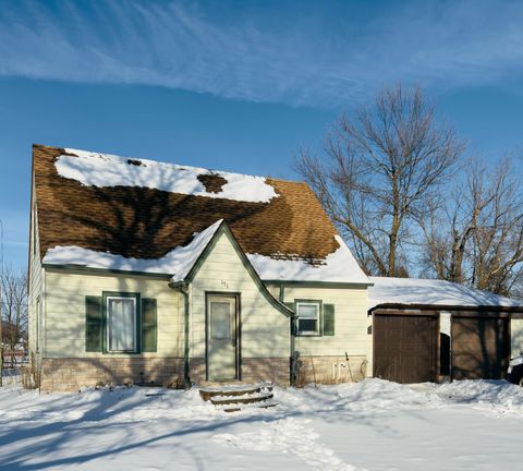 151 Draco Avenue E Cosmos MN 56228