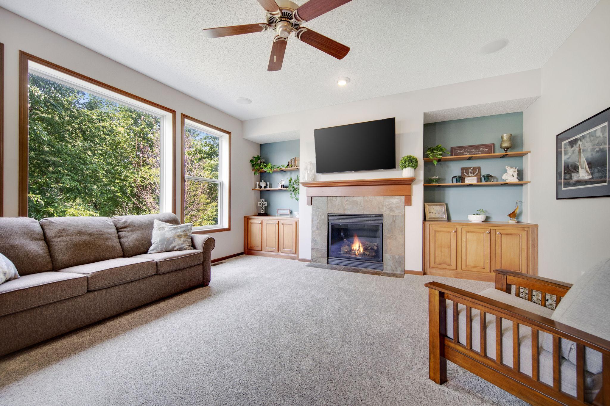 3250 Maureen Lane
