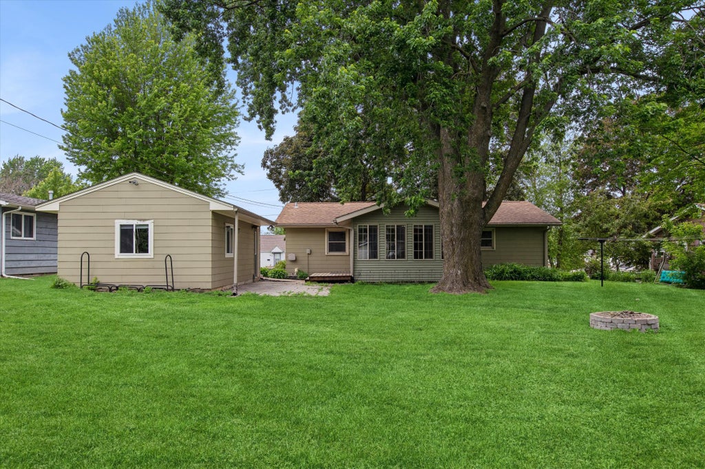 Photo of 833 9th Avenue SW, Faribault, MN 55021 (MLS # 7083386)