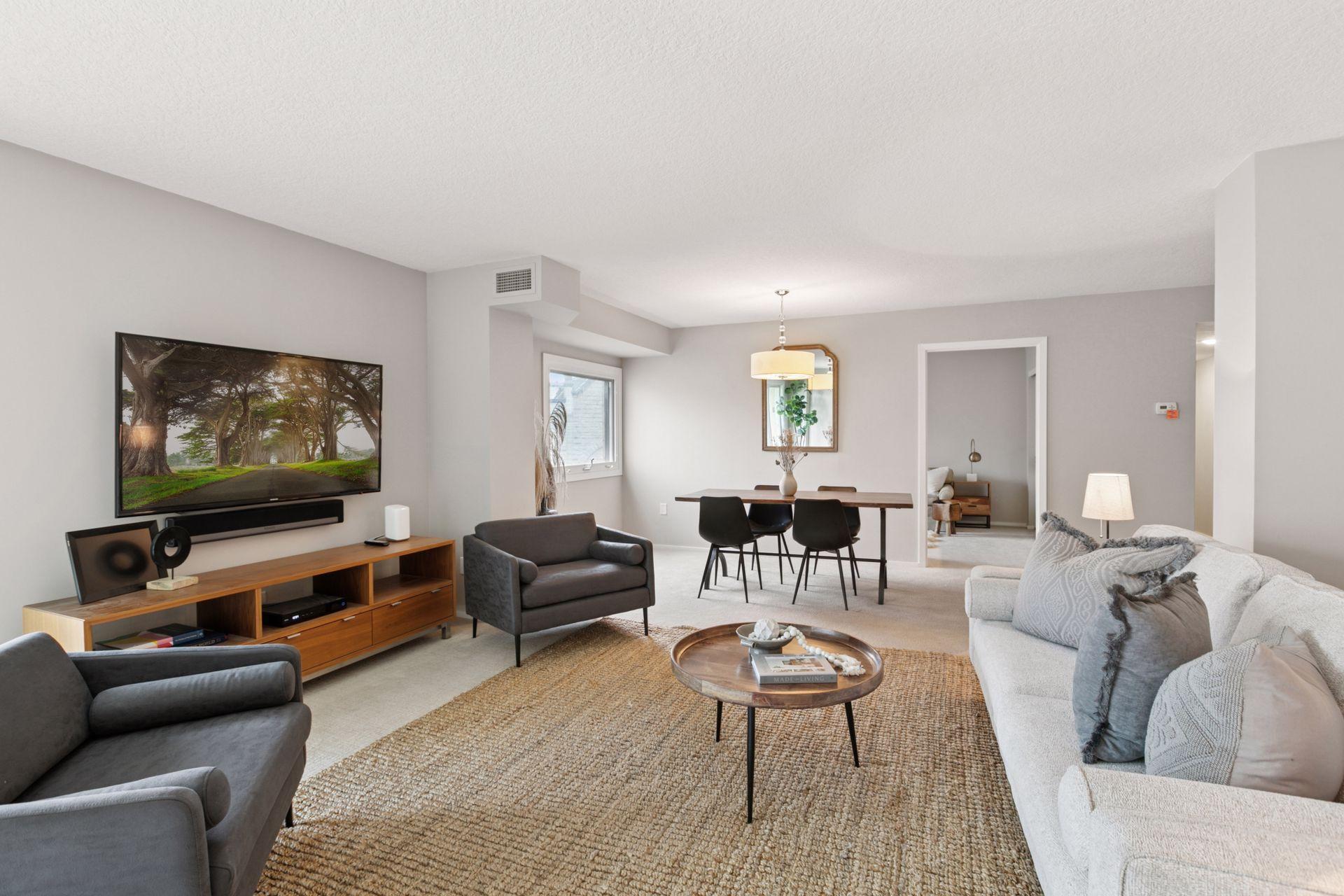 1200 Nicollet Mall 606