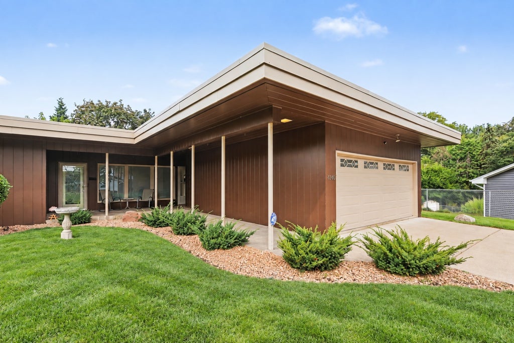 Photo of 4140 Jersey Avenue N, Crystal, MN 55427 (MLS # 7137359)