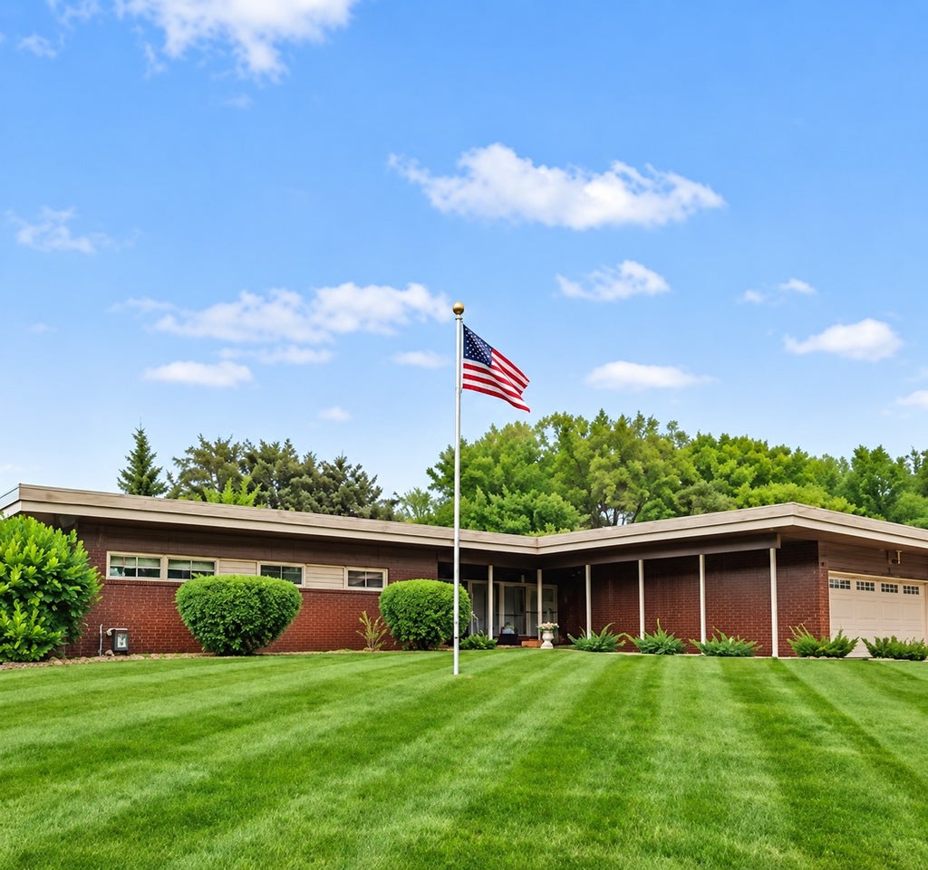 Photo of 4140 Jersey Avenue N, Crystal, MN 55427 (MLS # 7137359)