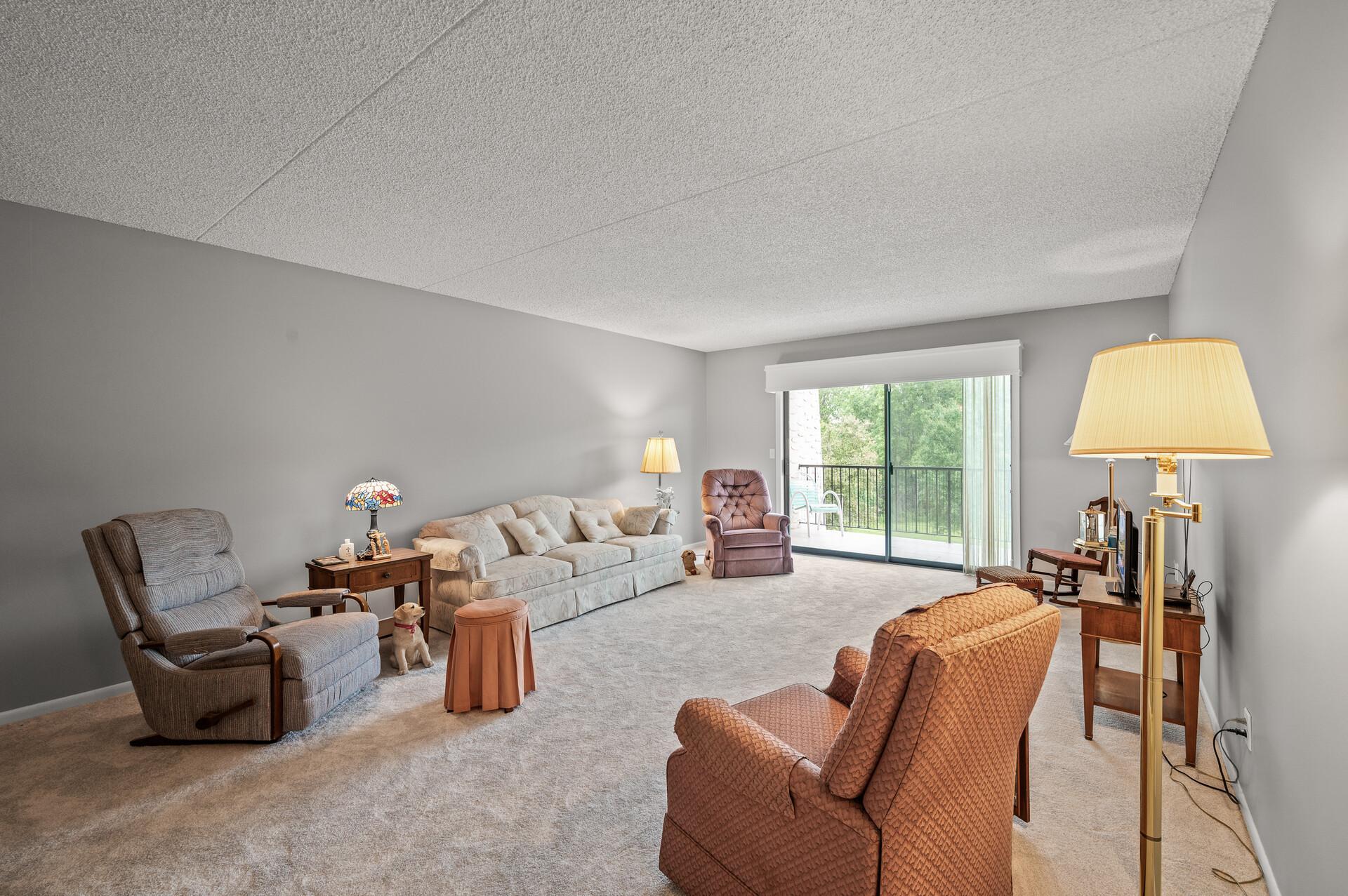 2455 Londin Lane E 216