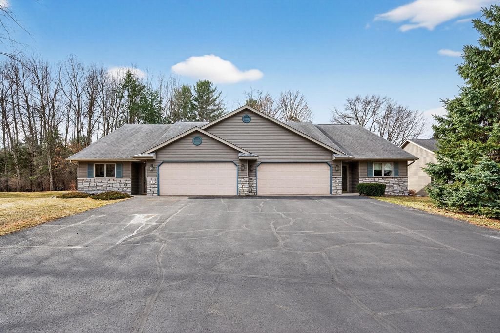 Photo of 473 Cedar Court, Taylors Falls, MN 55084 (MLS # 7034875)