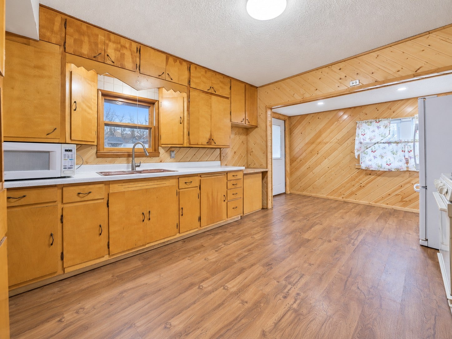503 6th Street SE