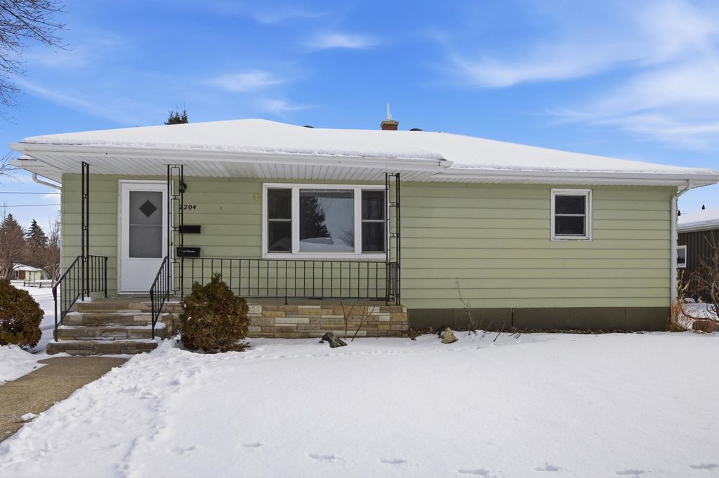 Photo of 2204 7th Street S, Moorhead, MN 56560 (MLS # 7028265)