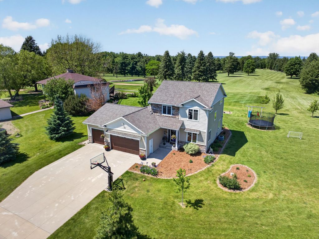 Photo of 217 Skyline Drive, Wabasha, MN 55981 (MLS # 7077413)