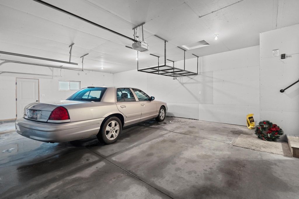 Photo of 3500 Bridgeview Drive SE, Rochester, MN 55904 (MLS # 7001973)