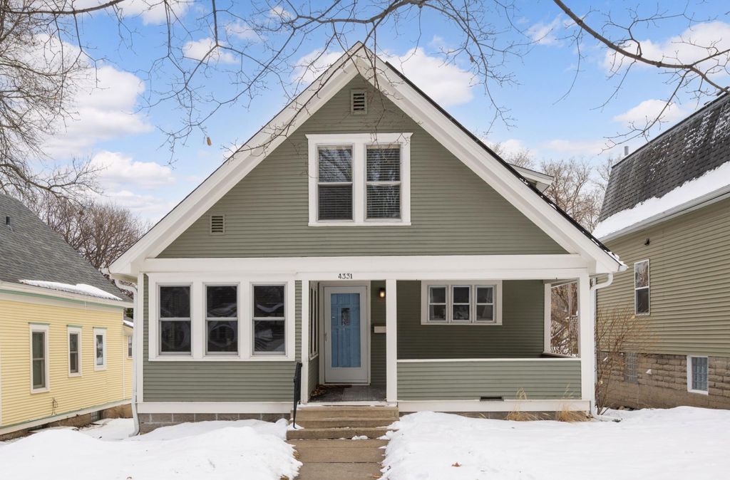 Photo of 4331 Pillsbury Avenue S, Minneapolis, MN 55409 (MLS # 7032027)