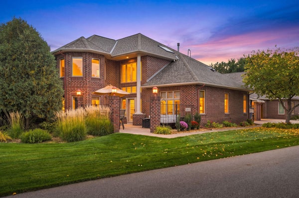 243 W CANYON DR, HUDSON, WI 54016 - Image 90e7edfd6a50803c45e50b2c9bd2cd13/648328648