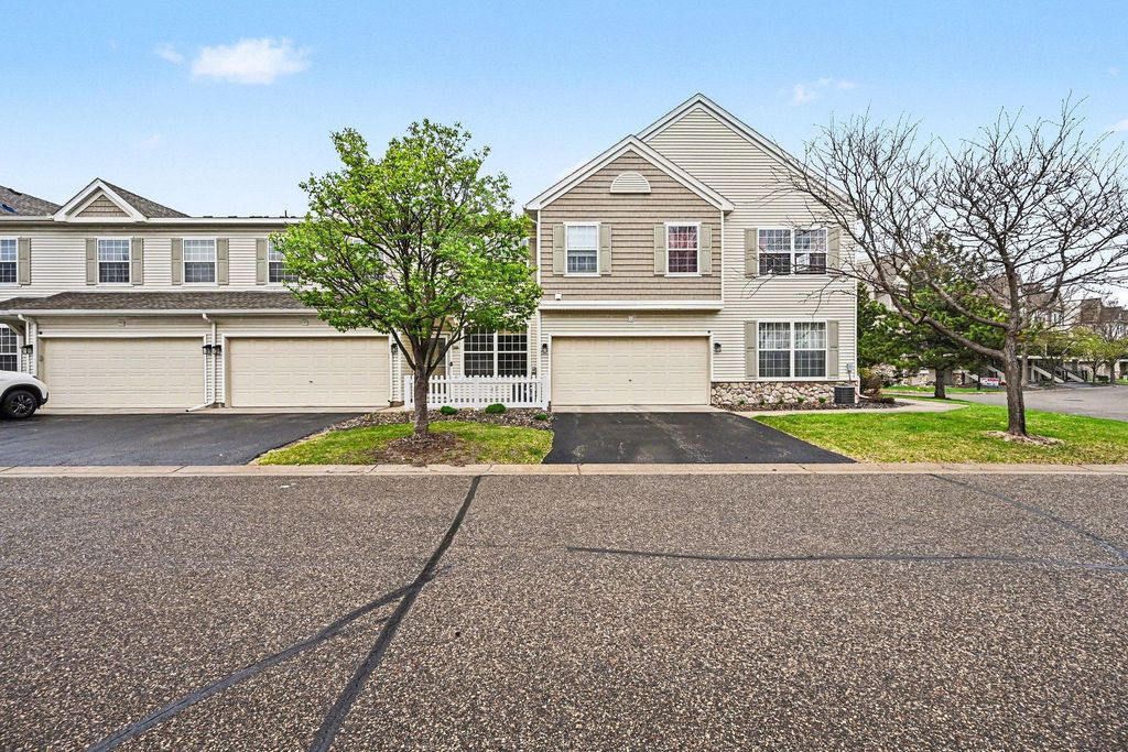 Photo of 11212 Aberdeen Street NE #C, Blaine, MN 55449 (MLS # 7061007)