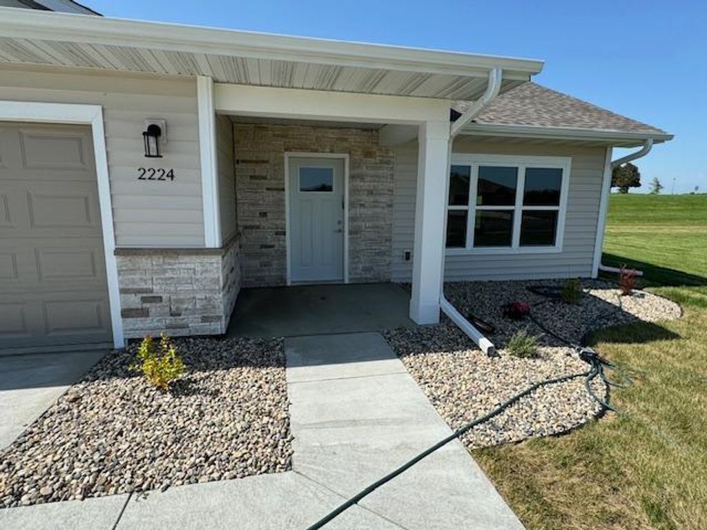 Photo of 2224 Red Bird Lane, Fairmont, MN 56031 (MLS # 6601619)