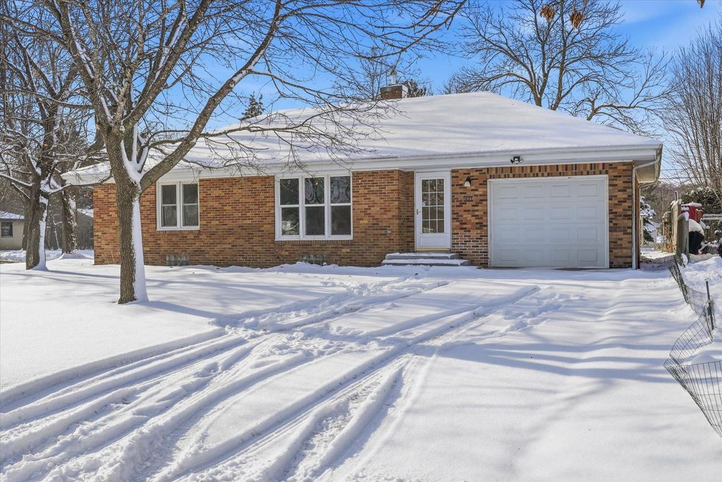 Photo of 1627 14th Avenue S, Saint Cloud, MN 56301 (MLS # 6823985)
