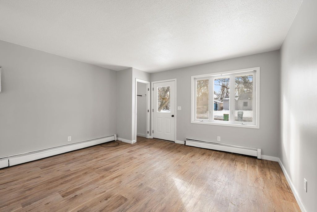 Photo of 195 Iris Street, Mahtomedi, MN 55115 (MLS # 7019322)