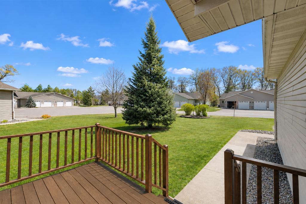5606 Rush Lake Court