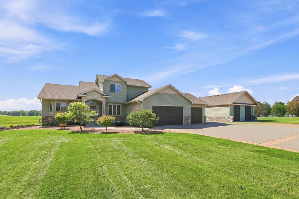 Photo of 8290 185th Avenue NW, Nowthen, MN 55303 (MLS # 7133528)