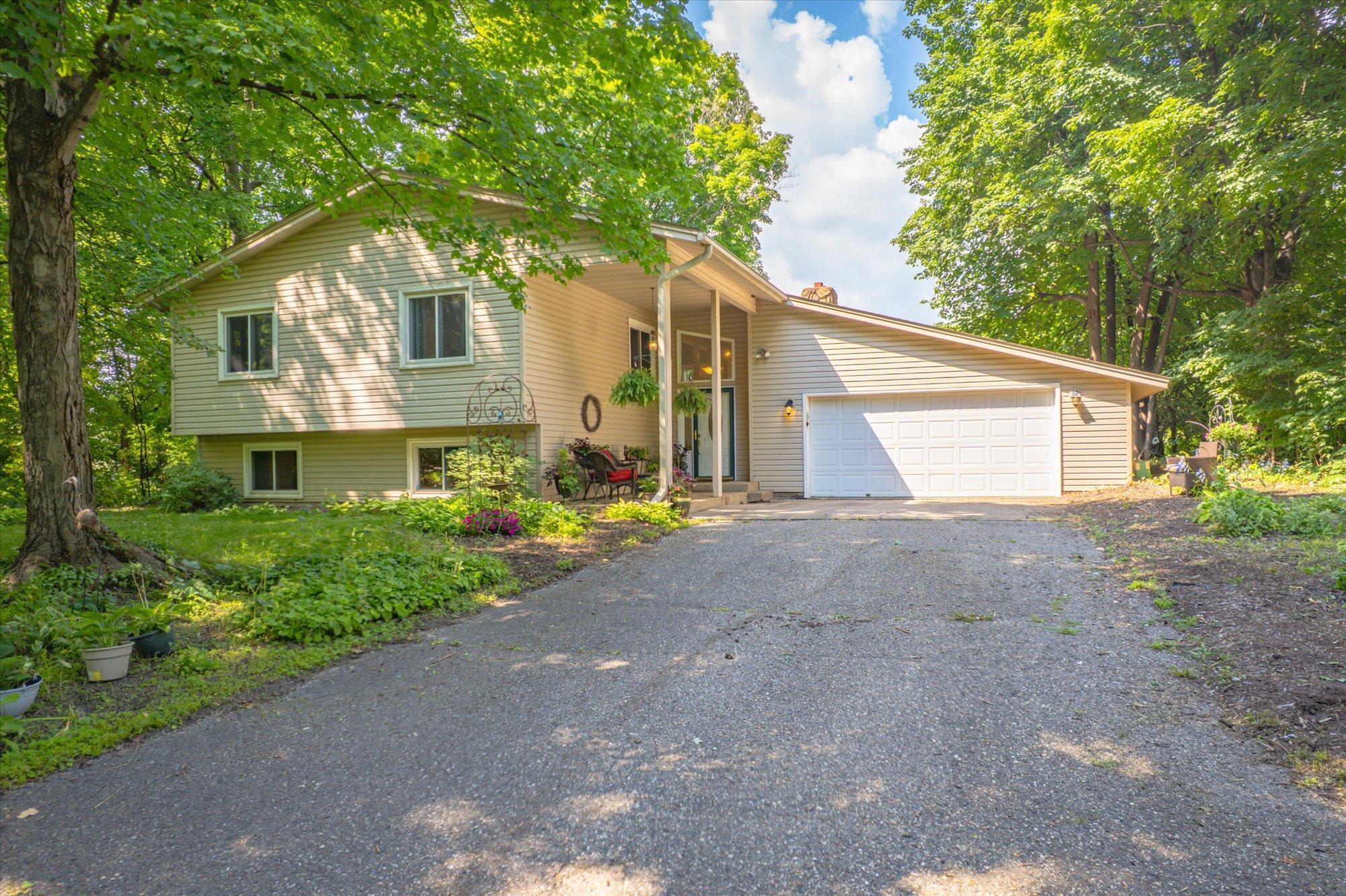 3309 Casco Circle