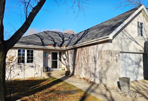 2212 10th Avenue SE Willmar MN 56201