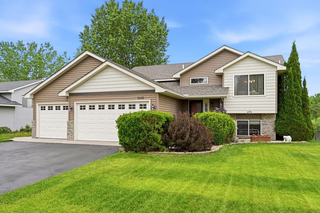 Photo of 6156 152nd Street N, Hugo, MN 55038 (MLS # 7078375)