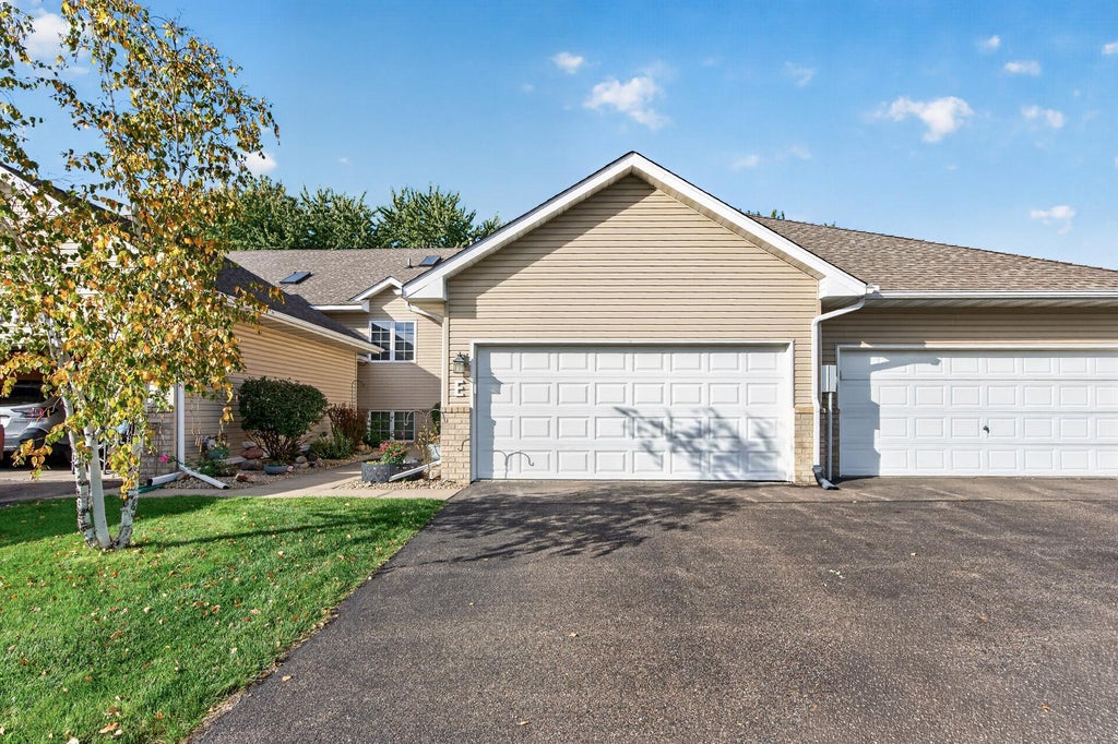 Photo of 10645 44th Avenue N #E, Plymouth, MN 55442 (MLS # 7162506)