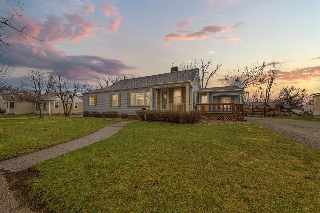 Photo of 718 3rd Street SW, Waseca, MN 56093 (MLS # 7047402)