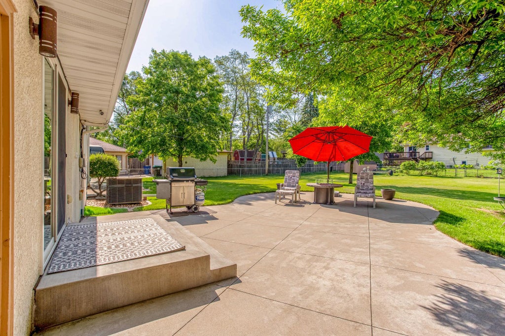 Photo of 80 Logan Parkway NE, Fridley, MN 55432 (MLS # 6798460)