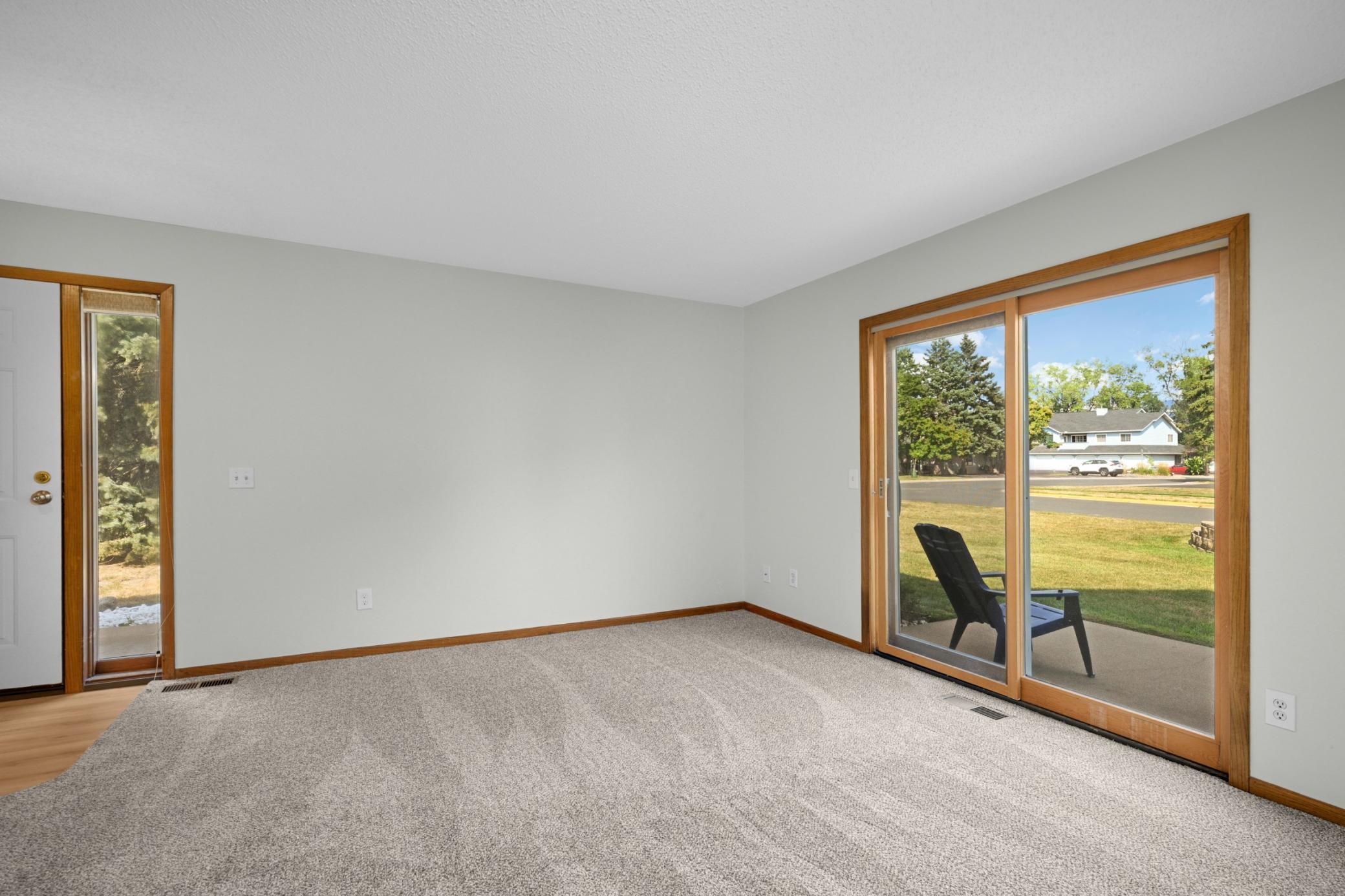 4061 Maureen Drive NE 106NE