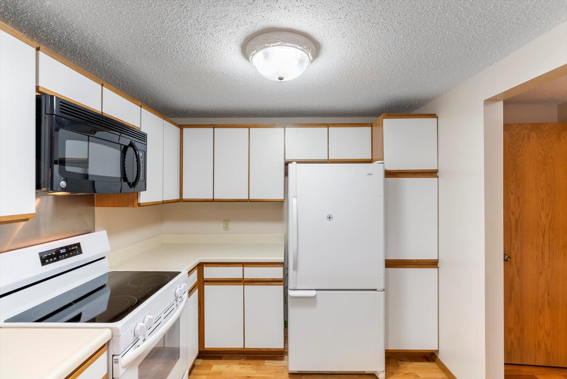 8025 Xerxes Avenue S 214